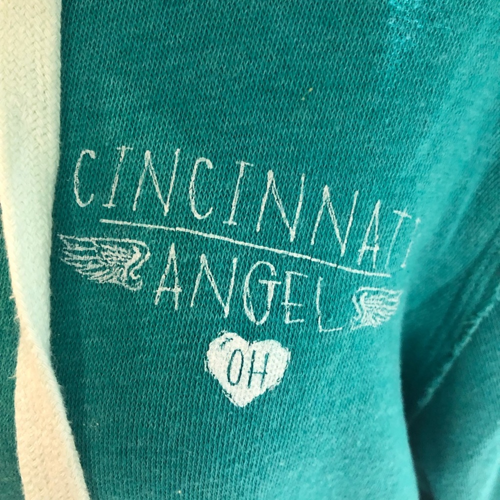 Cincinnati, Ohio Angel Teal Blue/Green Hoodie Sweatshirt Sz. Large